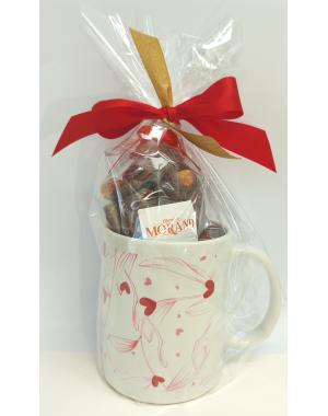 Mug coeur garni de 120g de chocolats assortis